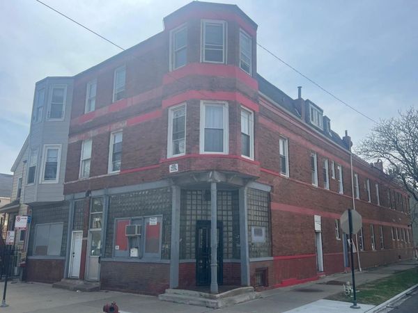 4400-4402 S HONORE Crest , Chicago, IL 60609