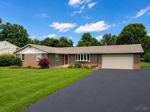 302 Apache Trail, Loveland, OH 45140