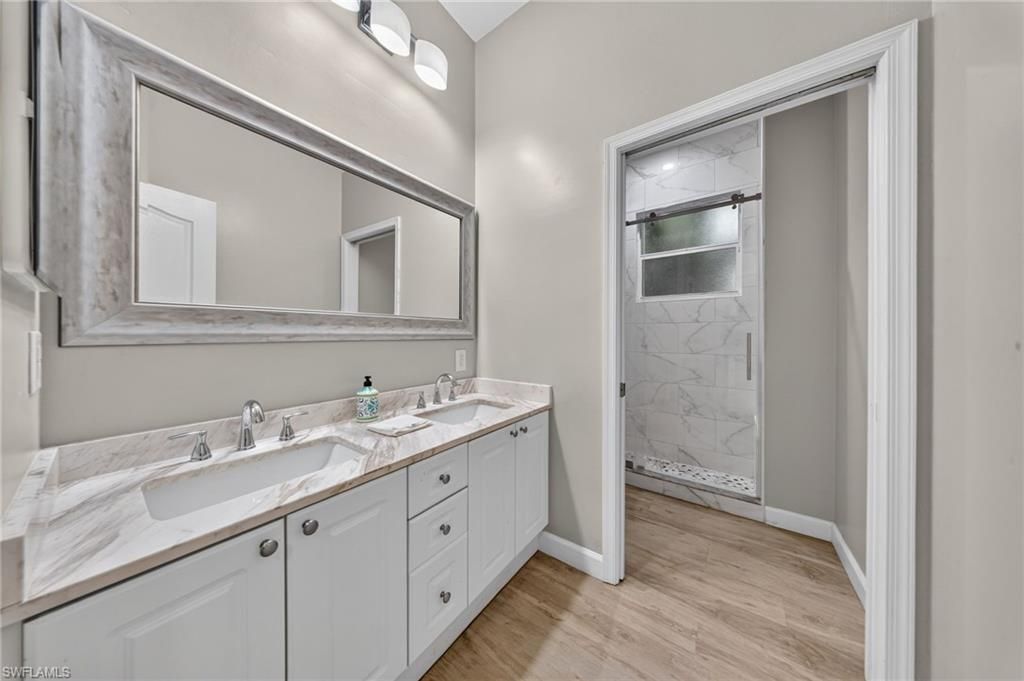 5761 Waxmyrtle Way, Naples, FL 34109 Photo
