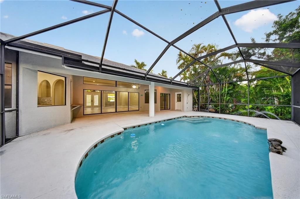 5761 Waxmyrtle Way, Naples, FL 34109 Photo