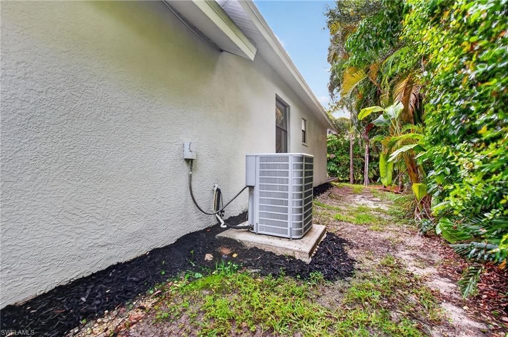 5761 Waxmyrtle Way, Naples, FL 34109 Photo