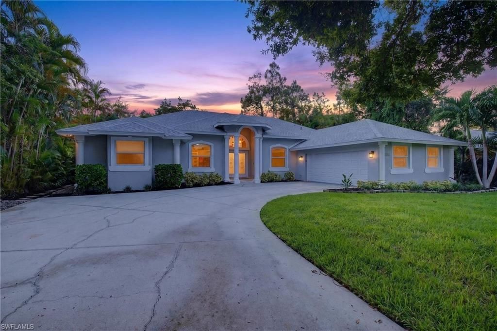 5761 Waxmyrtle Way, Naples, FL 34109 Photo