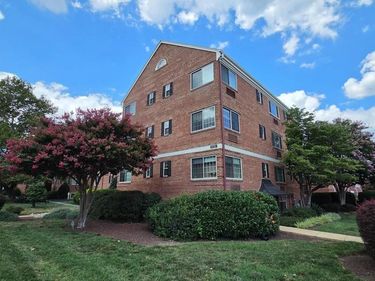 820 B S WASHINGTON STREET , Unit 227, ALEXANDRIA, VA 22314