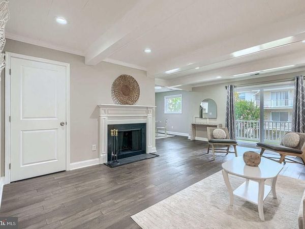 12 WARREN LODGE COURT , Unit 1-B, COCKEYSVILLE, MD 21030