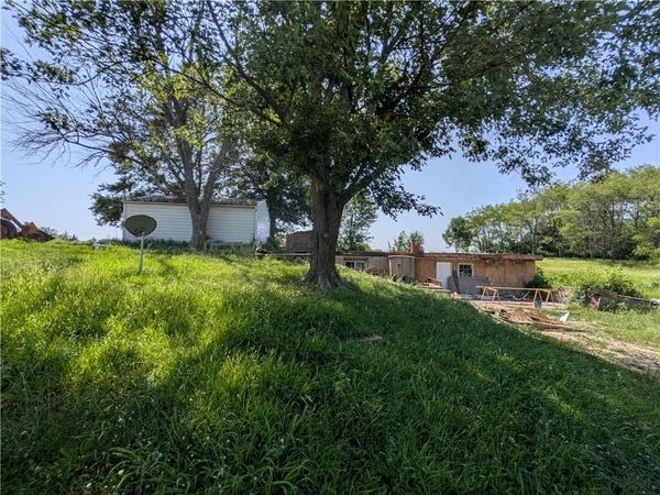 936 SW 13 Highway, Leeton, MO 64761