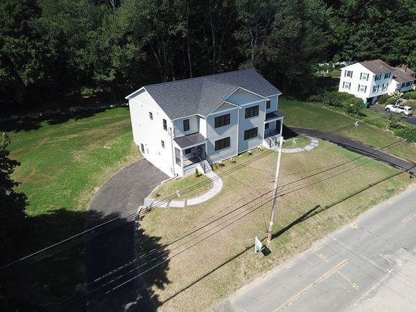 27 Rollins, Unit B, Groveland, MA 01834