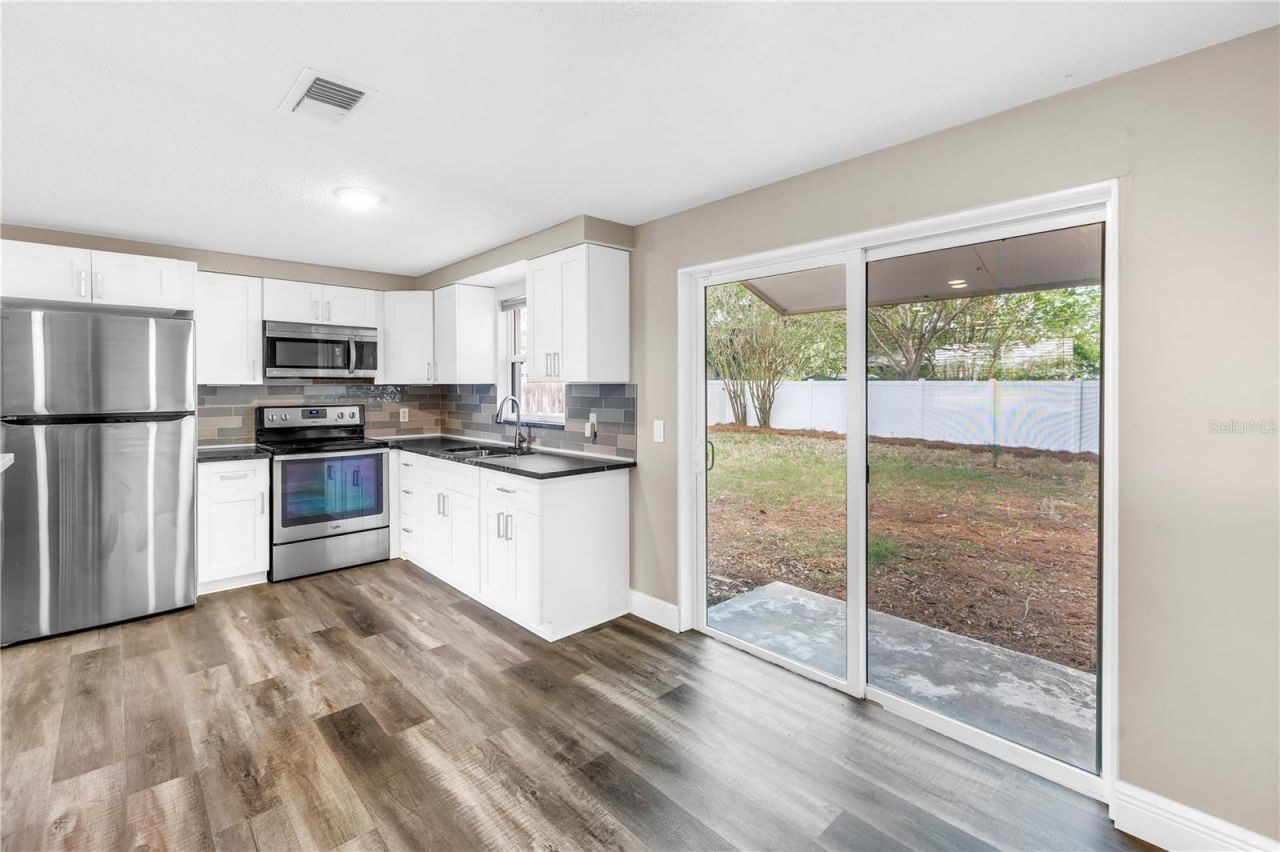 518 62nd Avenue Ne, Saint Petersburg, FL 33702 Photo