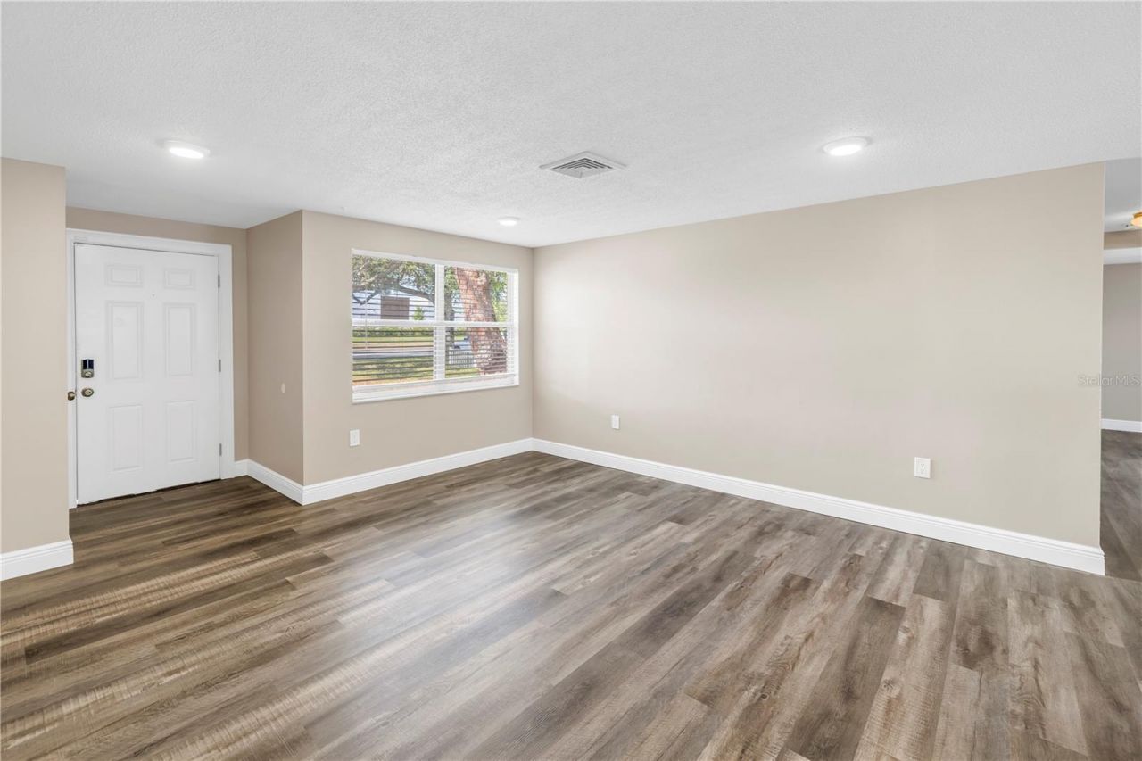 518 62nd Avenue Ne, Saint Petersburg, FL 33702 Photo