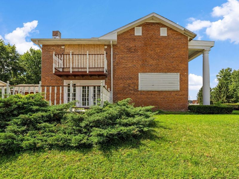 3900 Noe Bixby Road , Columbus, OH 43232 Photo 10