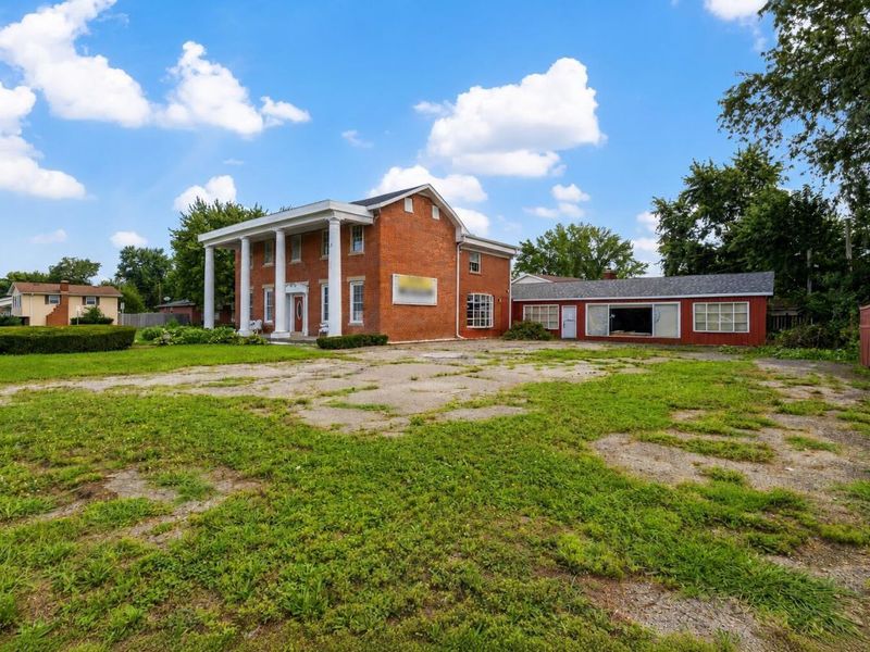 3900 Noe Bixby Road , Columbus, OH 43232 Photo 2