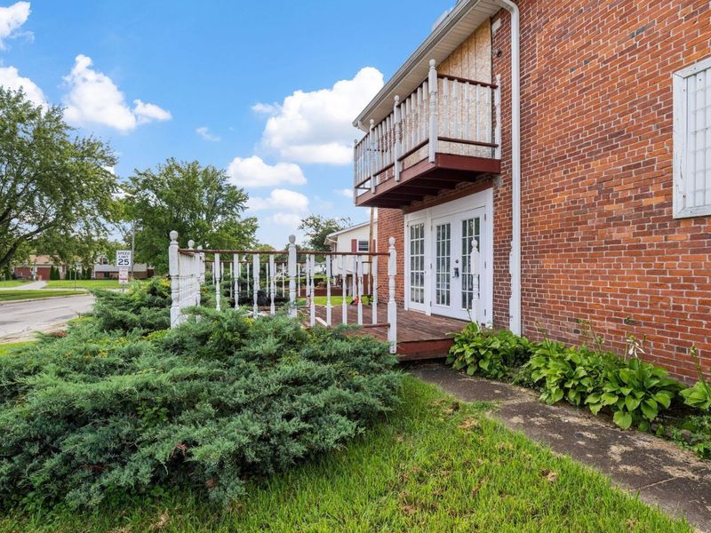 3900 Noe Bixby Road , Columbus, OH 43232 Photo 6