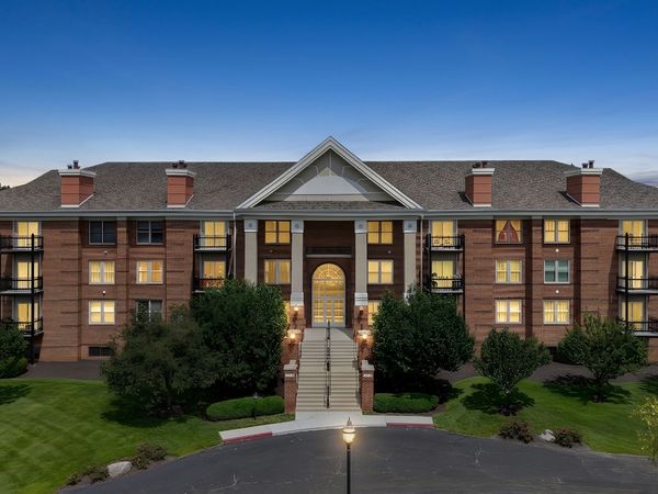 8681 Jaffa Court East Drive, Unit 16, Indianapolis, IN 46260