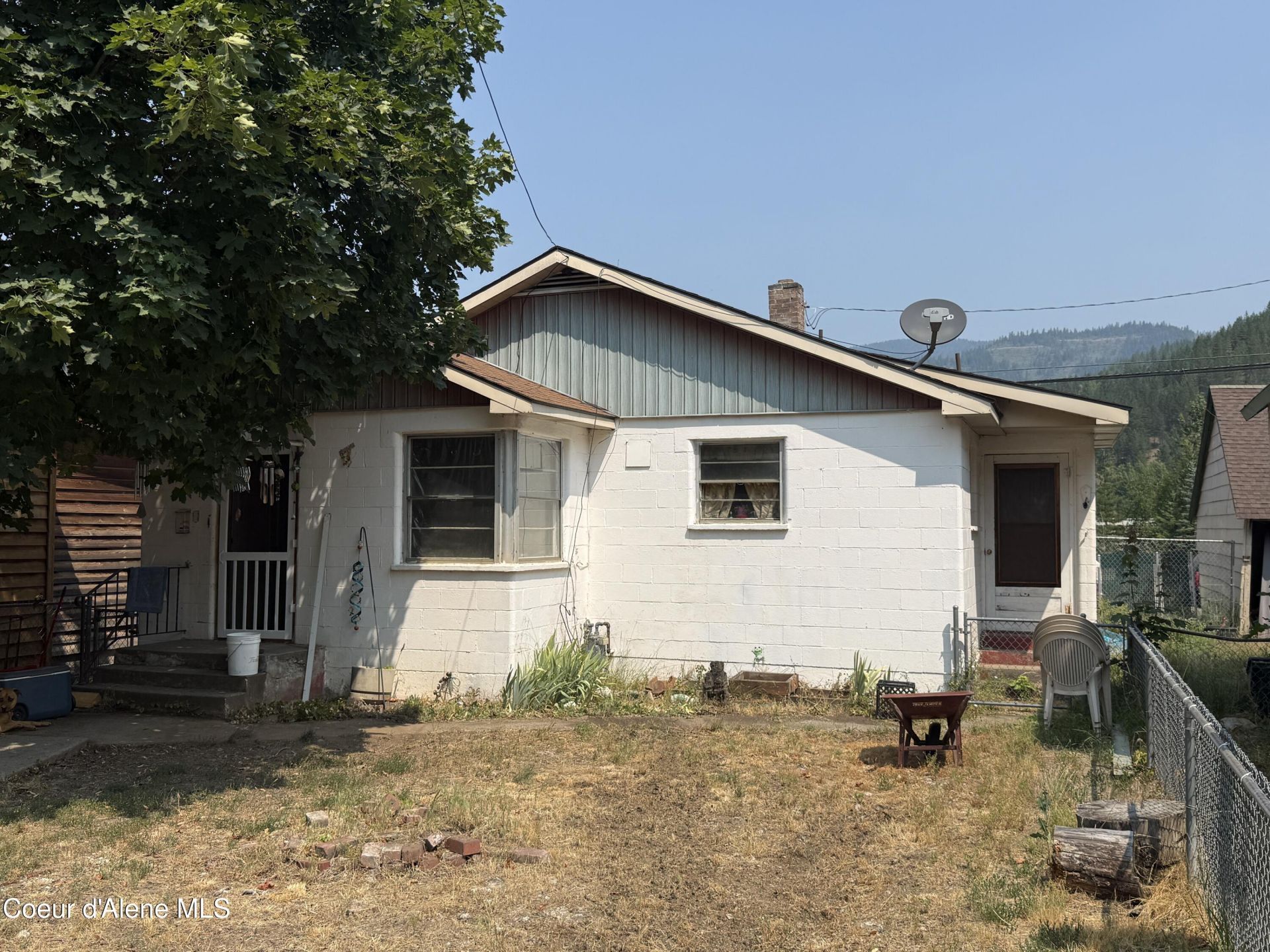 218 E Idaho Ave, Kellogg, ID 83837 Main Photo