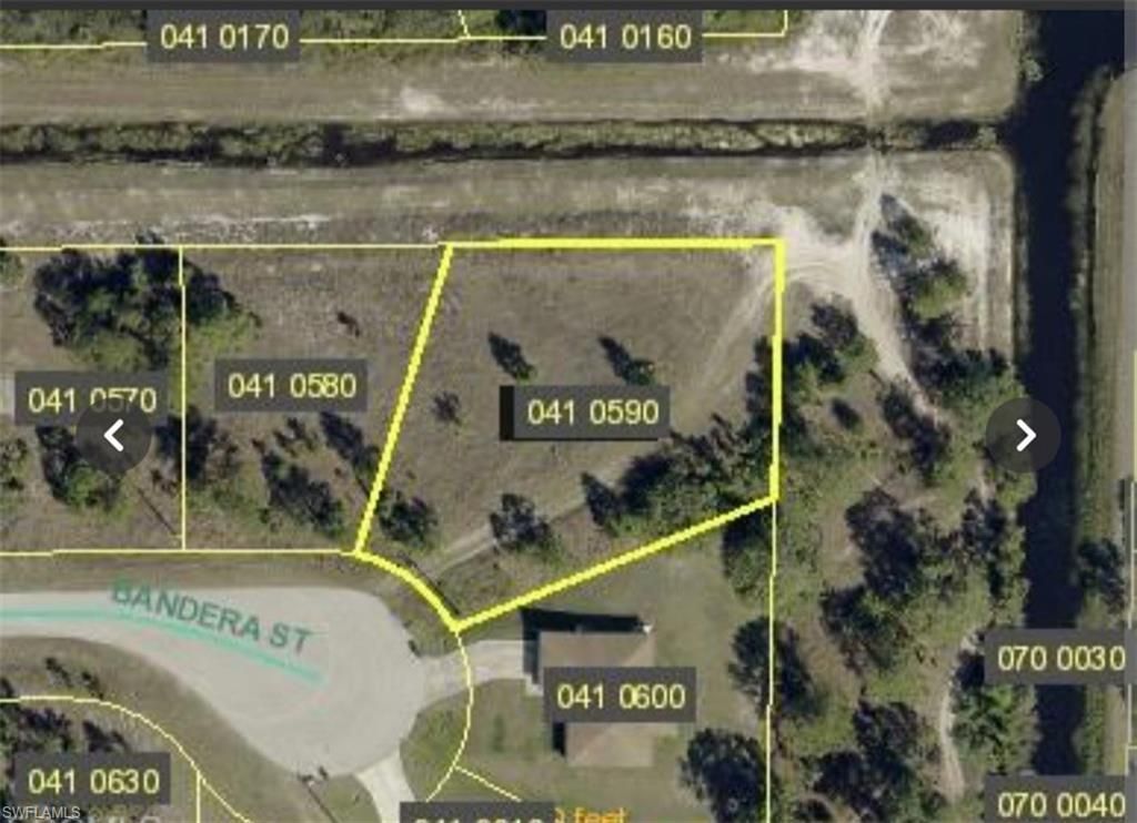 1049 Bandera St, Lehigh Acres, FL 33974 Main Photo