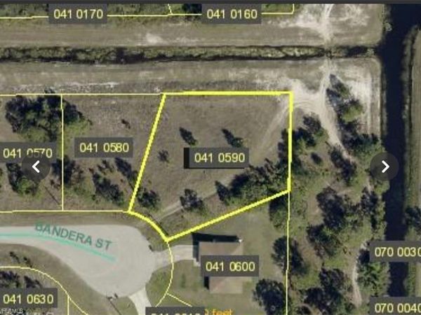 1049 Bandera ST, LEHIGH ACRES, FL 33974