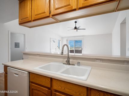 1286 Chardonnay Drive, Gardnerville, NV 89460 Photo
