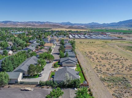1286 Chardonnay Drive, Gardnerville, NV 89460 Photo
