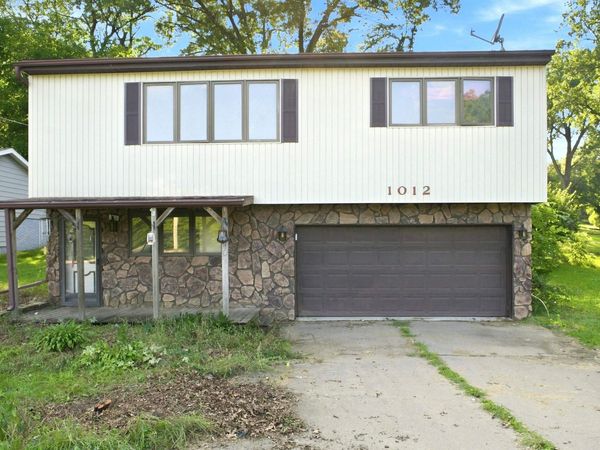 1012 McCoy Road, Evansdale, IA 50707