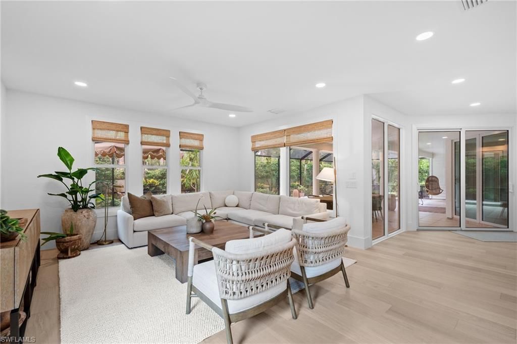 189 Edgemere Way S, Naples, FL 34105 Photo