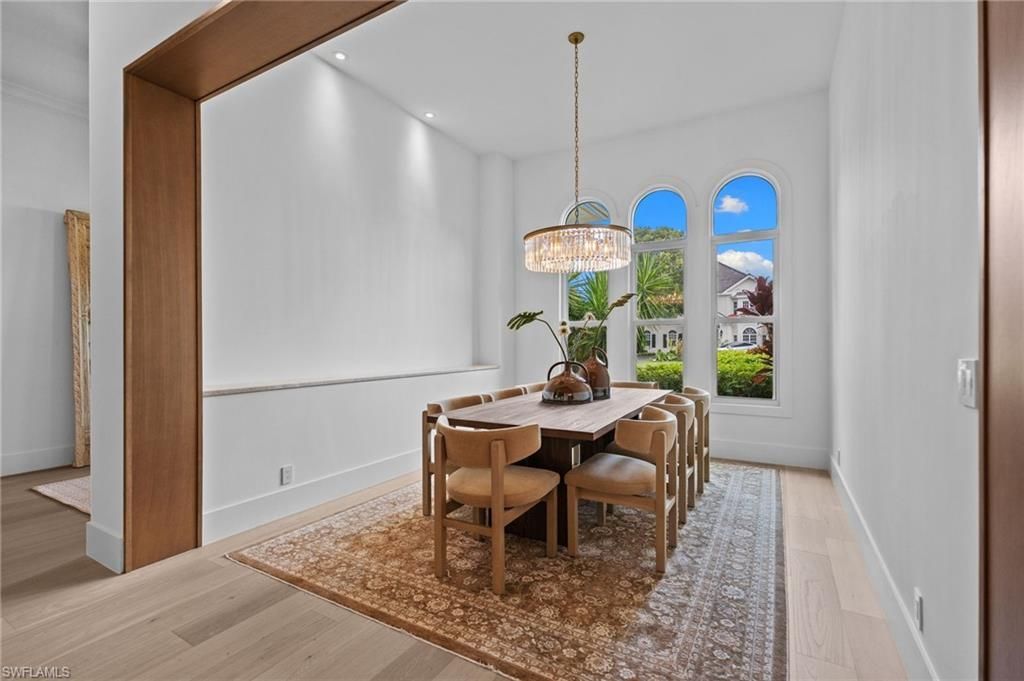 189 Edgemere Way S, Naples, FL 34105 Photo