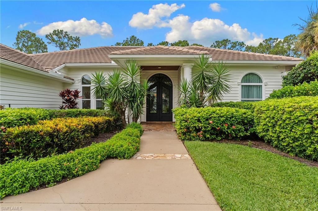 189 Edgemere Way S, Naples, FL 34105 Photo