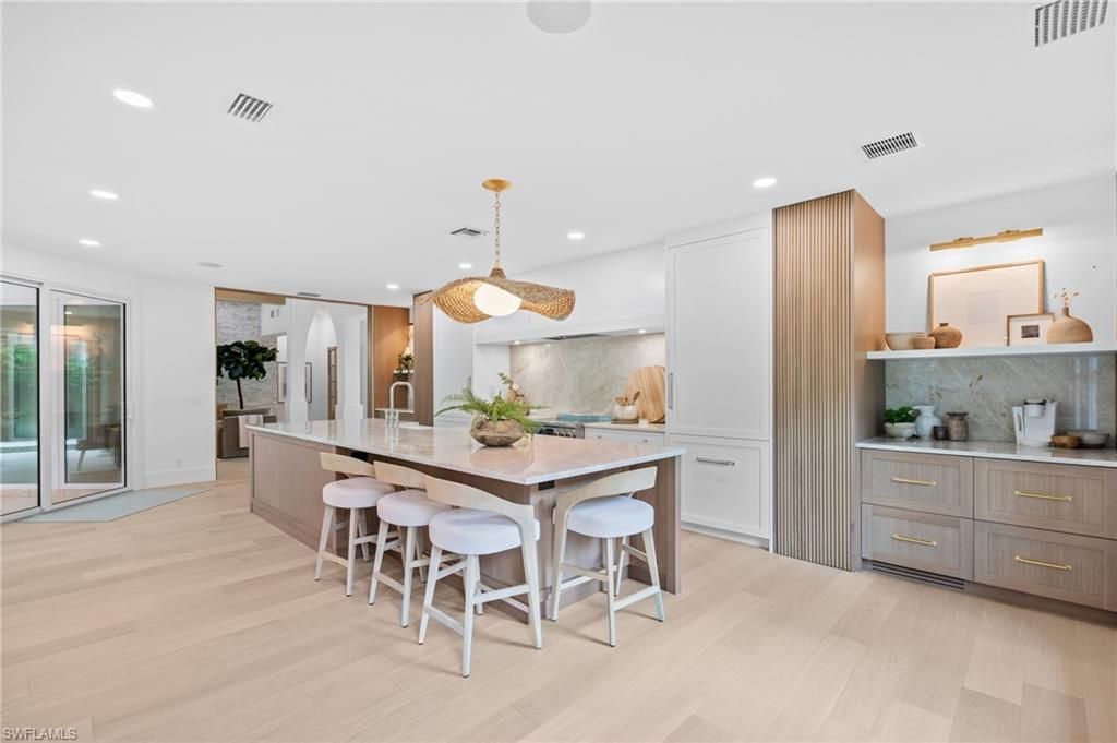189 Edgemere Way S, Naples, FL 34105 Photo