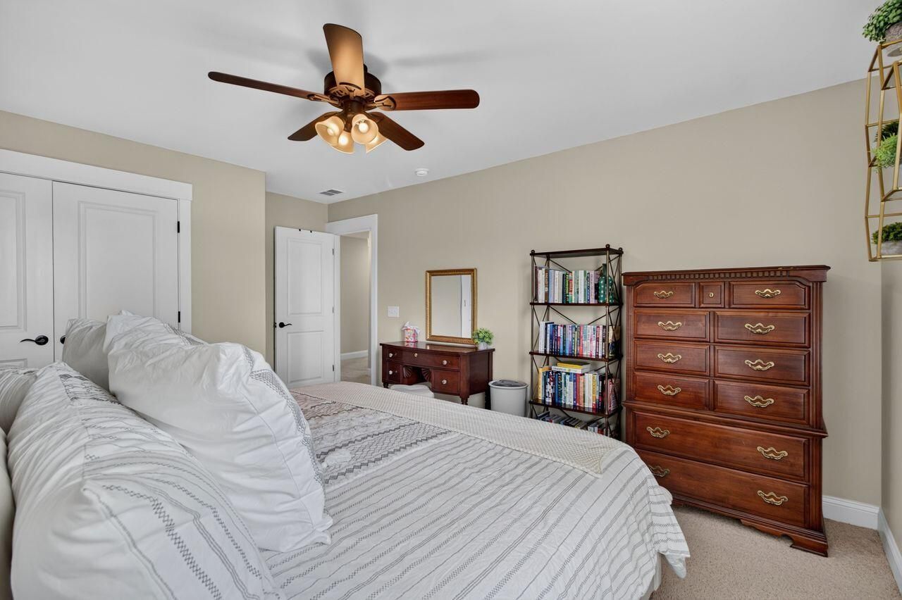 2862 Rutherford Way Photo 27