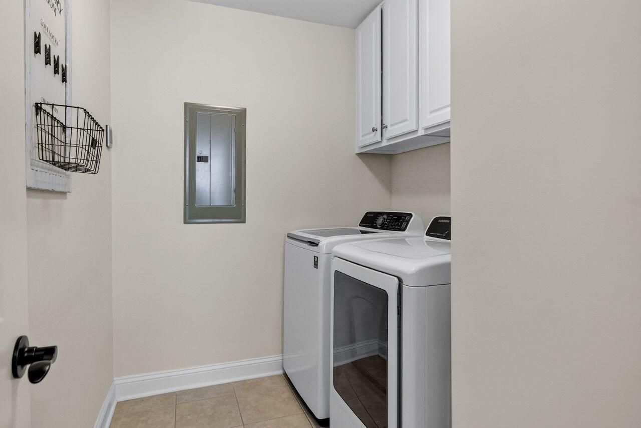 2862 Rutherford Way Photo 40