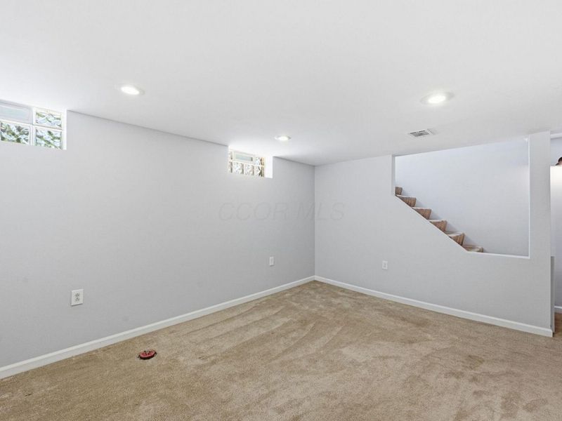 3503 Colchester Road , Columbus, OH 43221 Photo 28