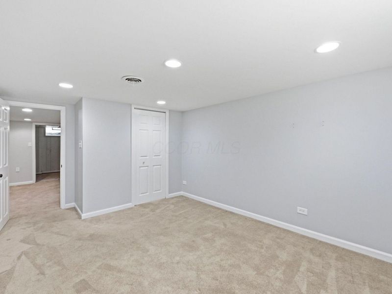 3503 Colchester Road , Columbus, OH 43221 Photo 37