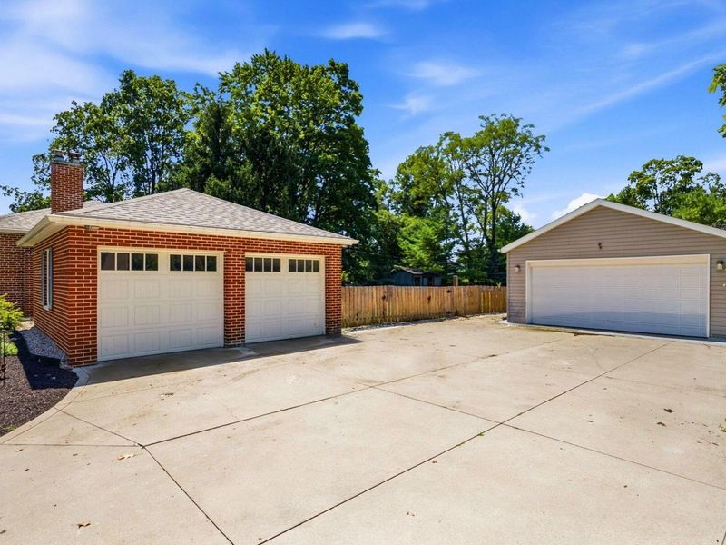 3503 Colchester Road , Columbus, OH 43221 Photo 4