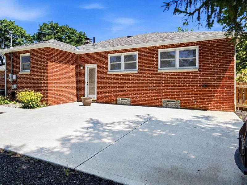 3503 Colchester Road , Columbus, OH 43221 Photo 43