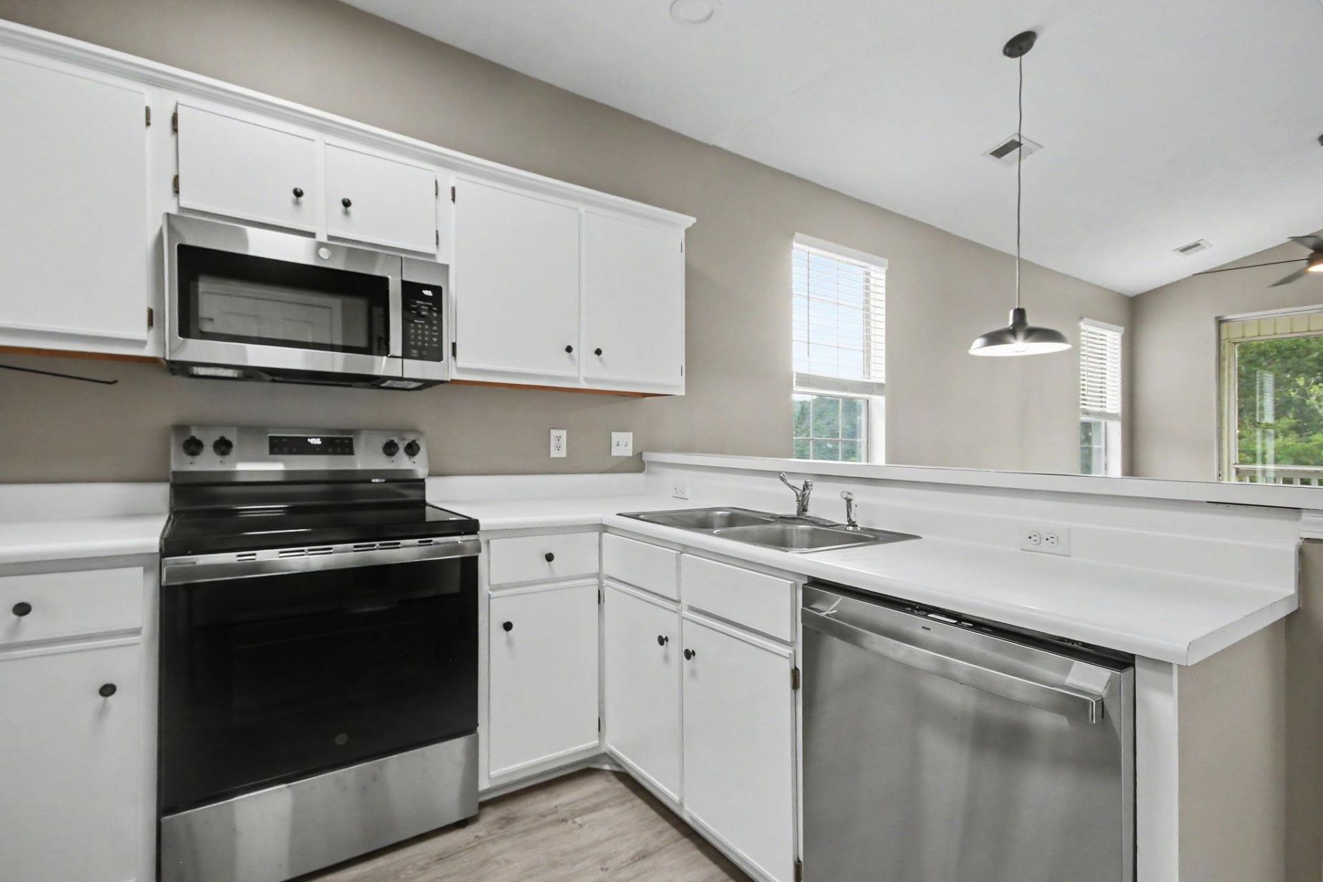 504 River Oak Dr. Photo 10