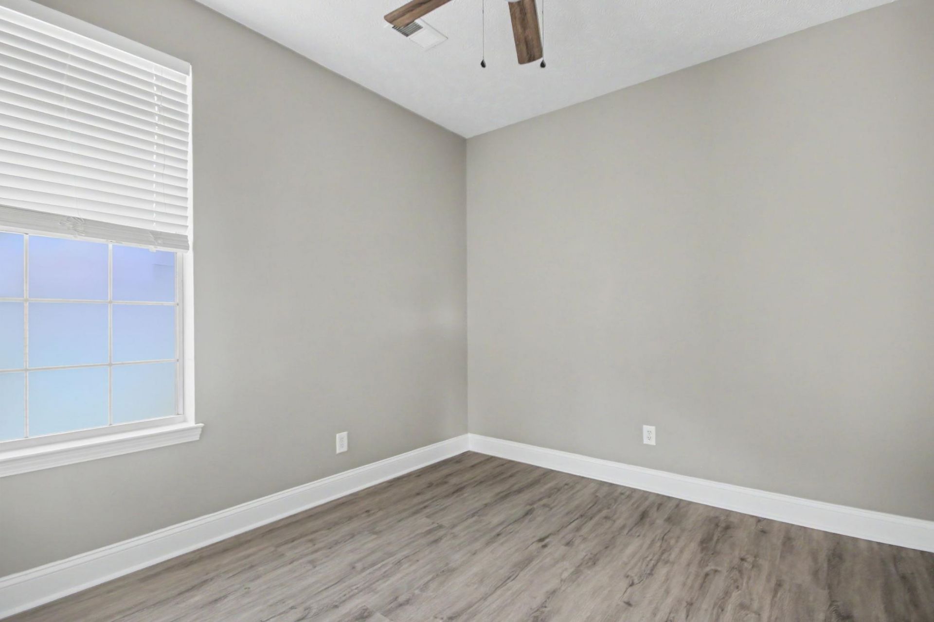504 River Oak Dr. Photo 18