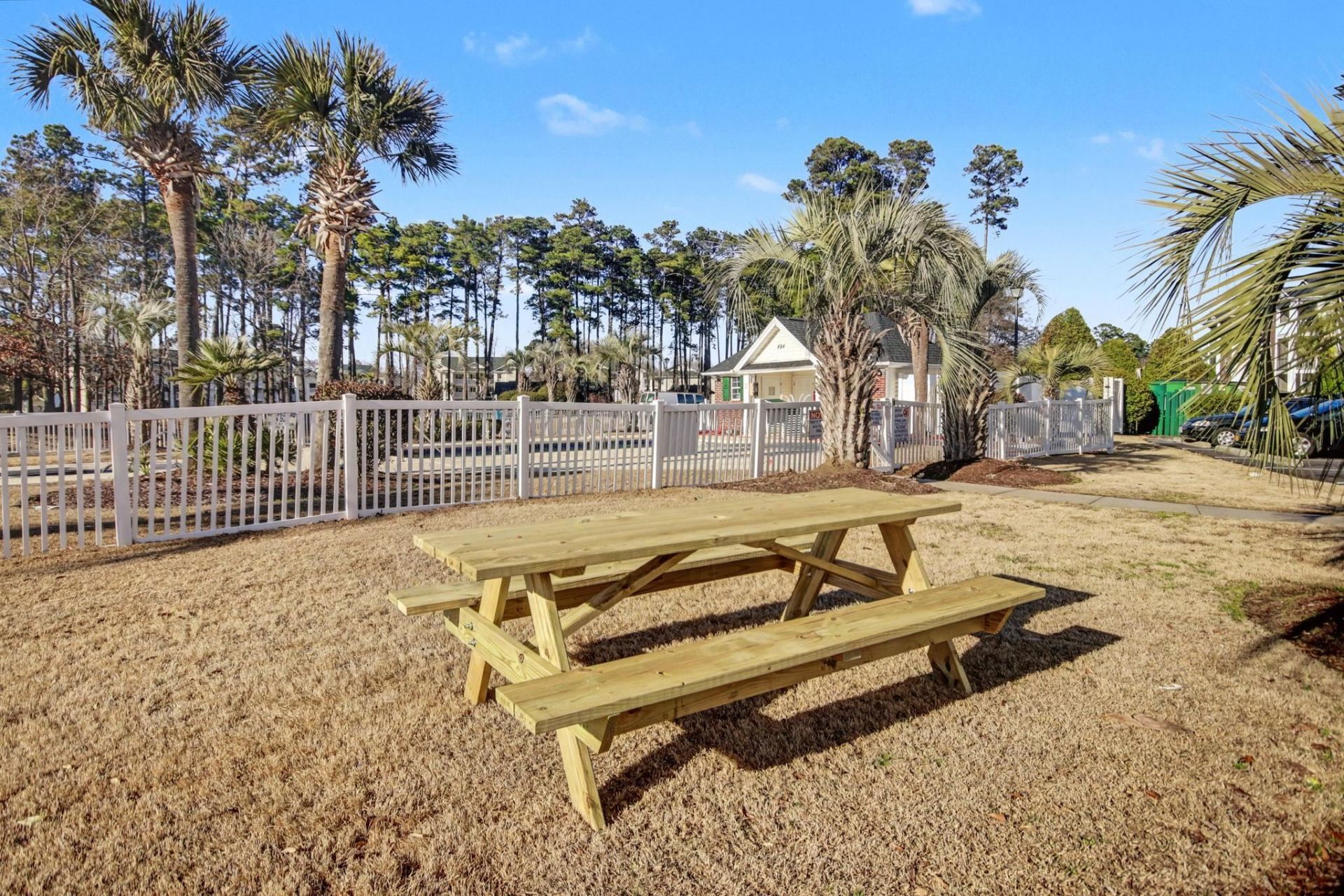 504 River Oak Dr. Photo 35