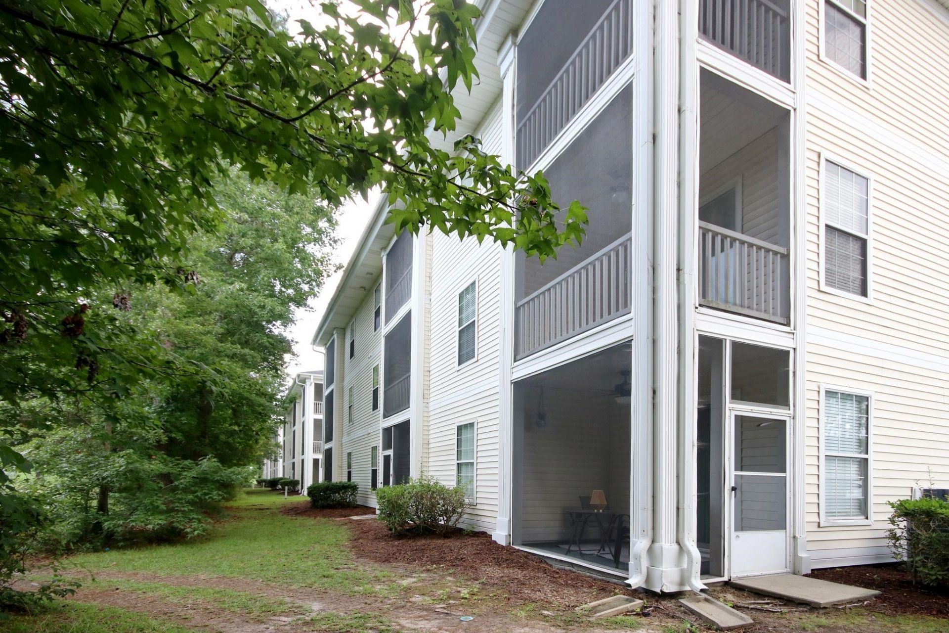 504 River Oak Dr. Photo 5