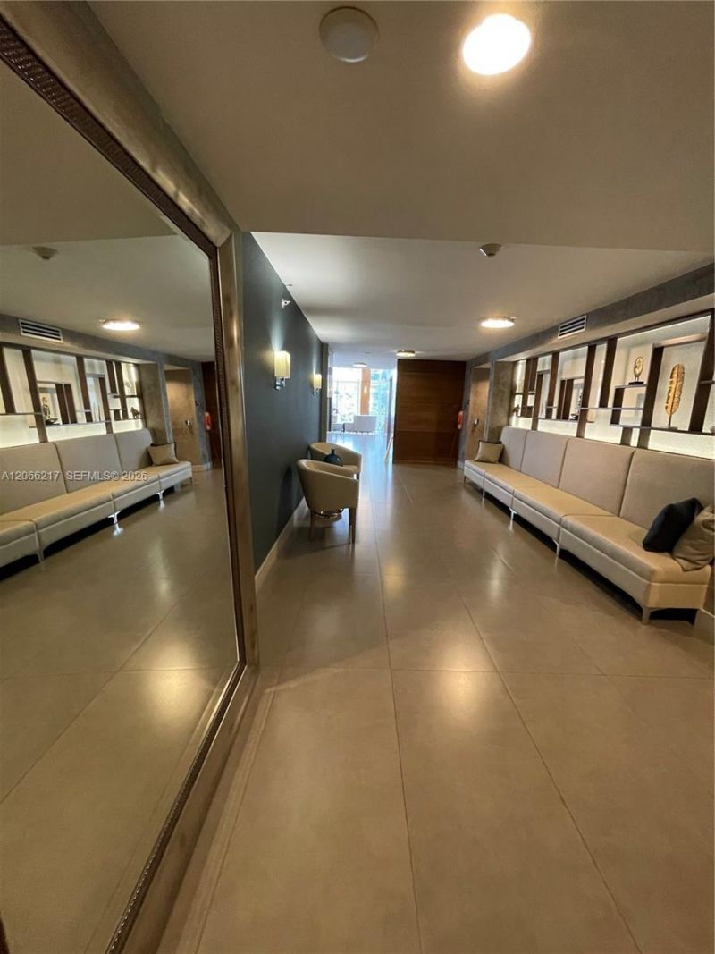 600 NE 27th St, Unit 1205, Miami, FL 33137 Photo
