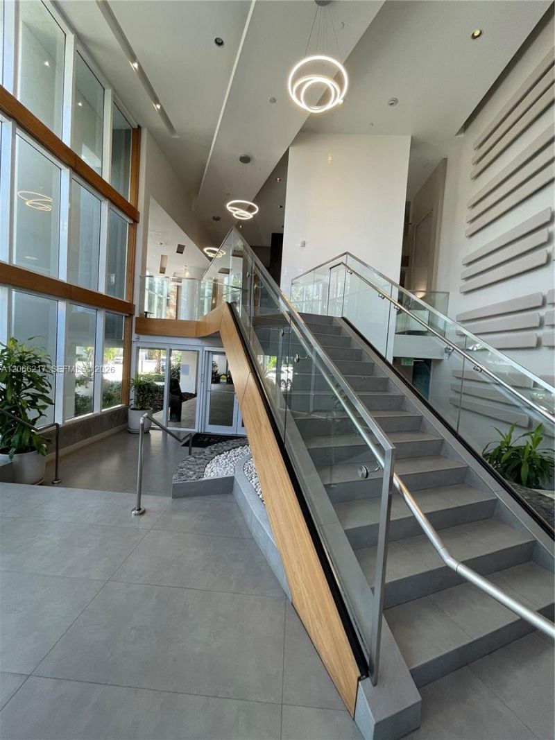 600 NE 27th St, Unit 1205, Miami, FL 33137 Photo