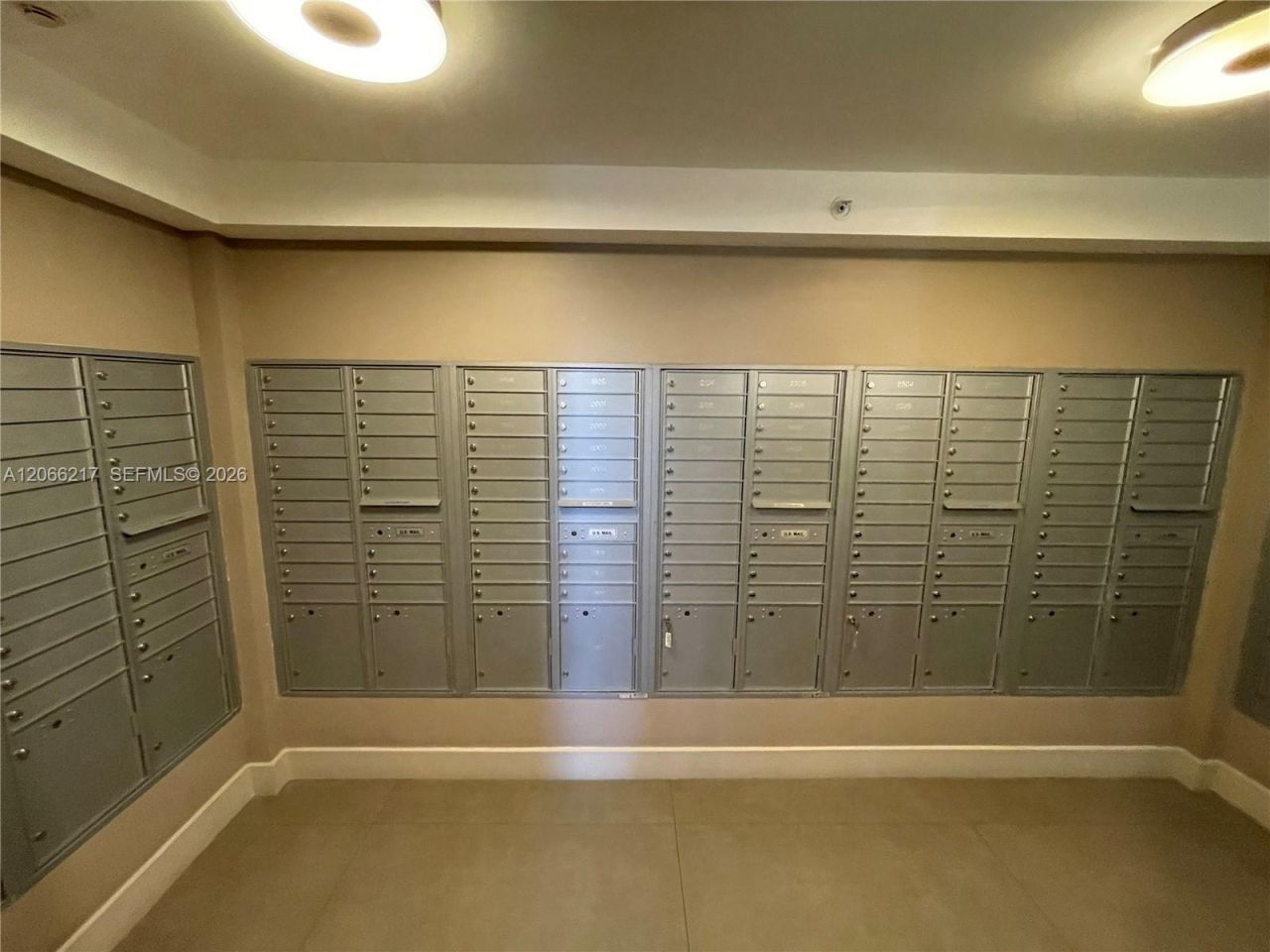 600 NE 27th St, Unit 1205, Miami, FL 33137 Photo