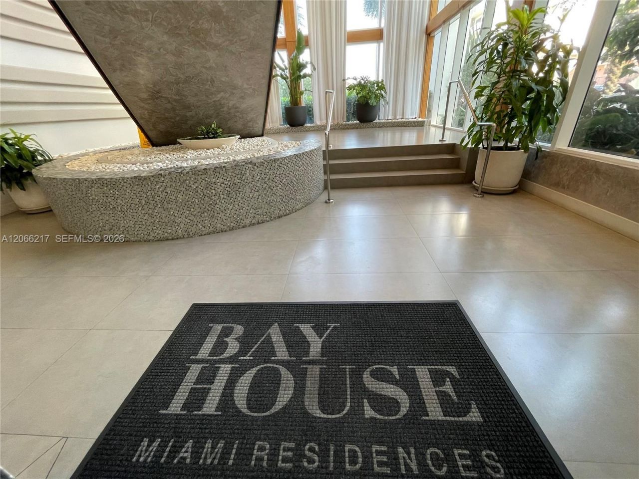 600 NE 27th St, Unit 1205, Miami, FL 33137 Photo