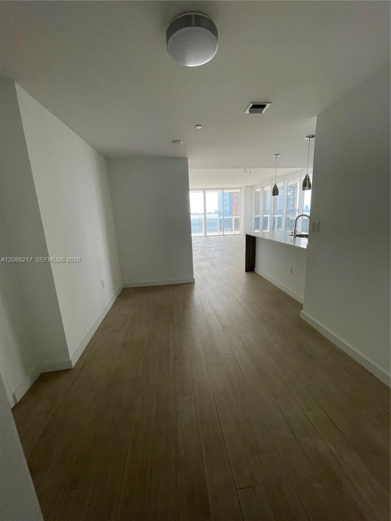 600 NE 27th St, Unit 1205, Miami, FL 33137 Photo