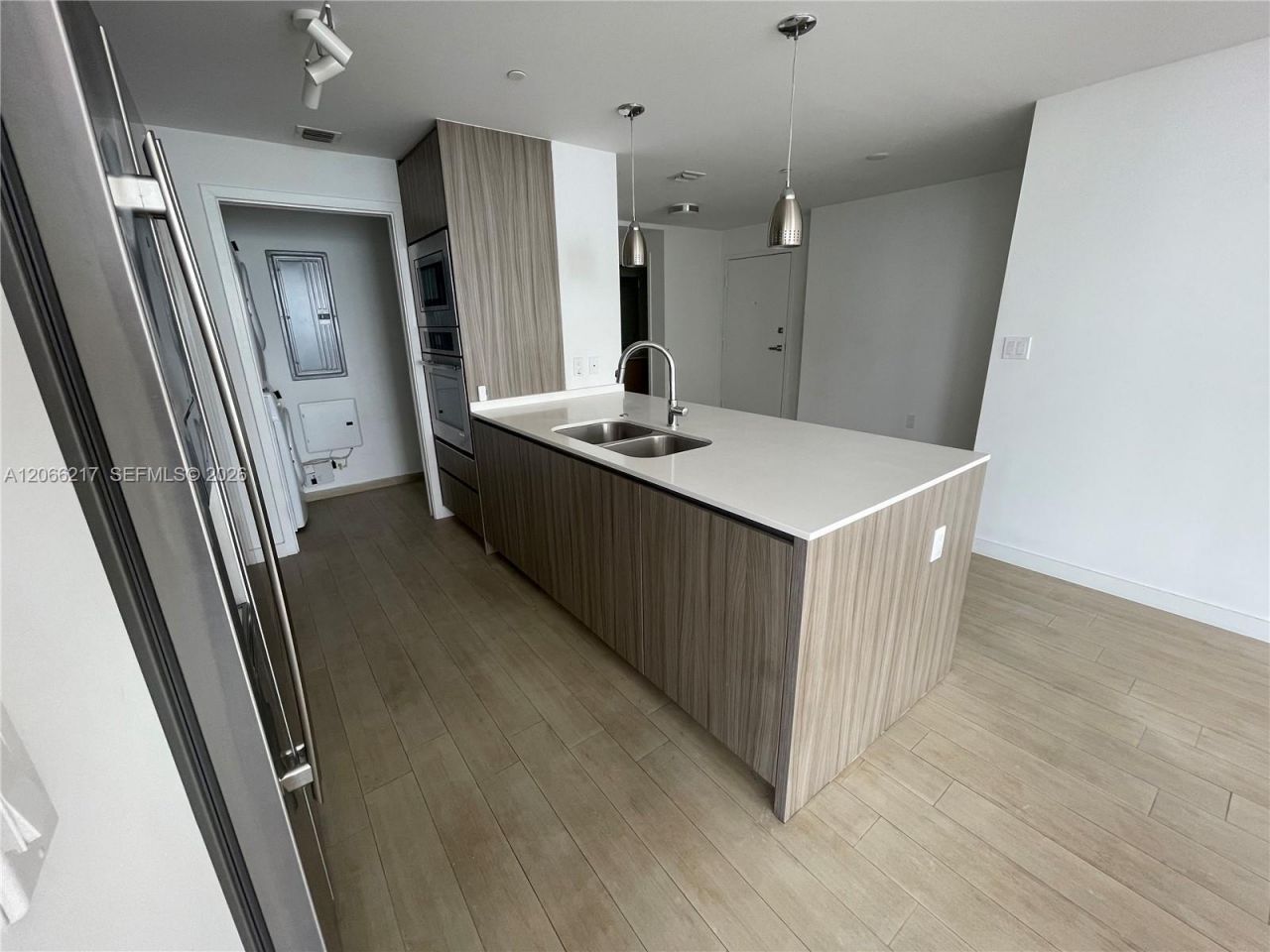 600 NE 27th St, Unit 1205, Miami, FL 33137 Photo