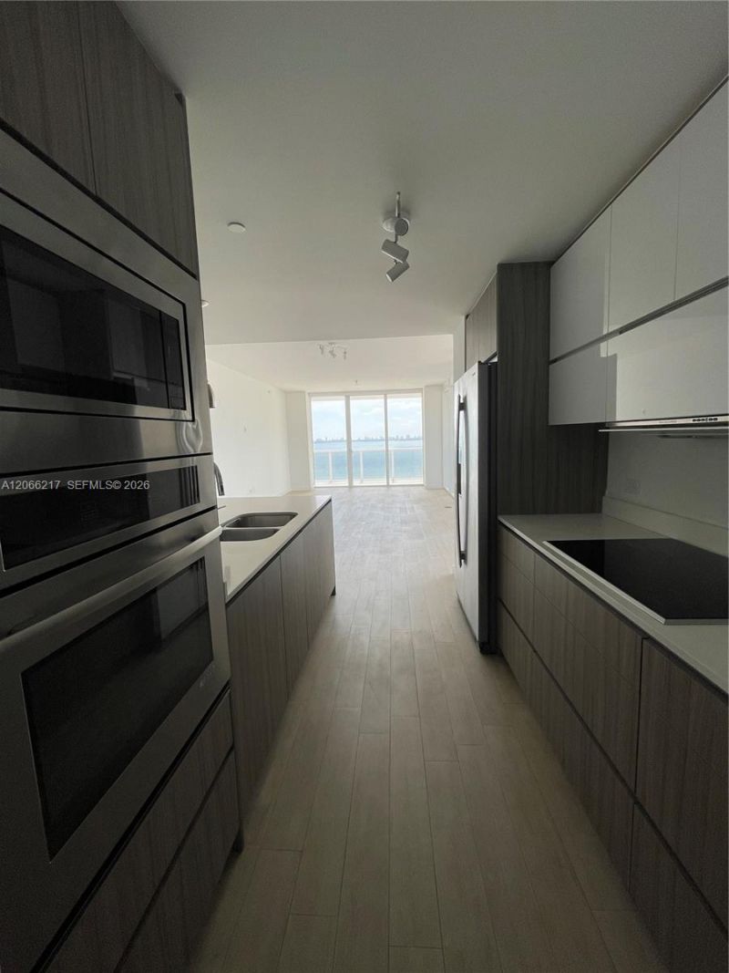 600 NE 27th St, Unit 1205, Miami, FL 33137 Photo
