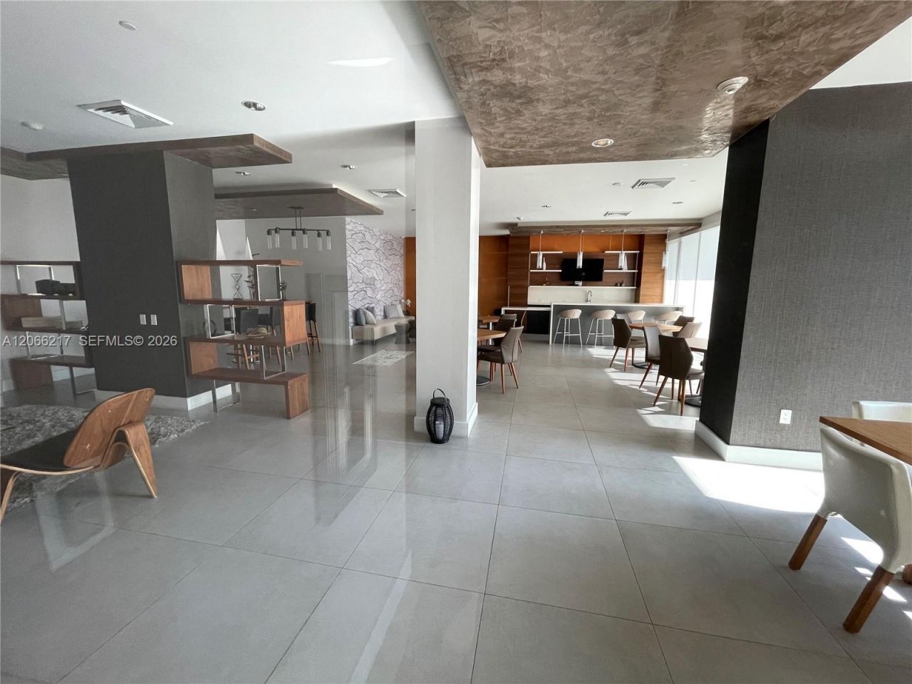 600 NE 27th St, Unit 1205, Miami, FL 33137 Photo