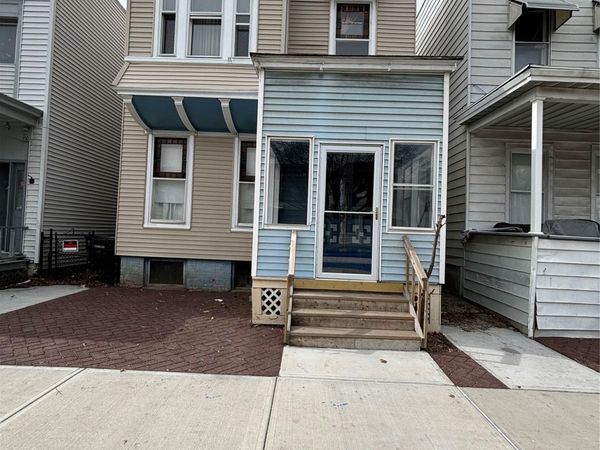 135 Fifth Avenue , Troy, NY 12180