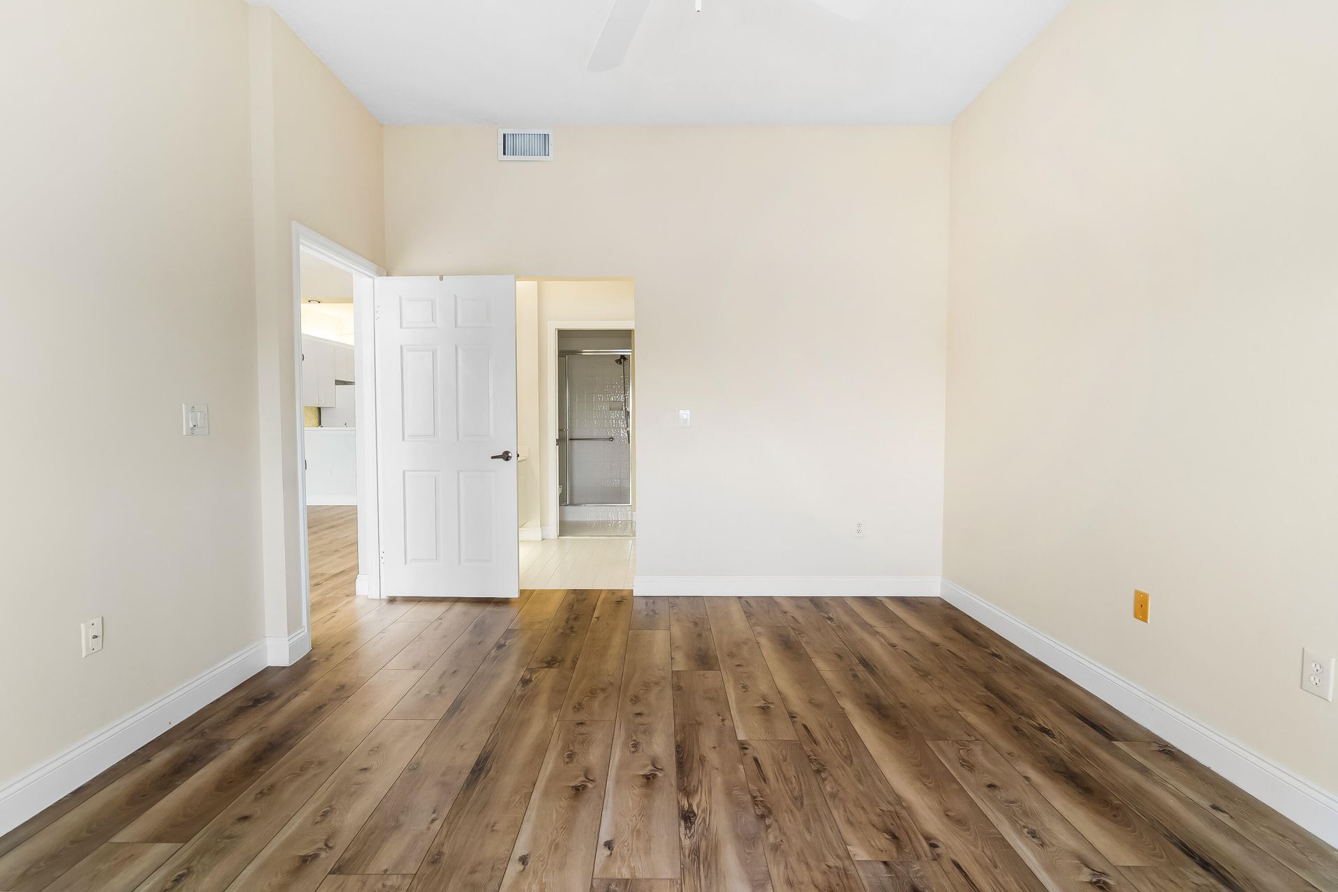 7904 Trent Drive, Unit 410, Tamarac, FL 33321 Photo