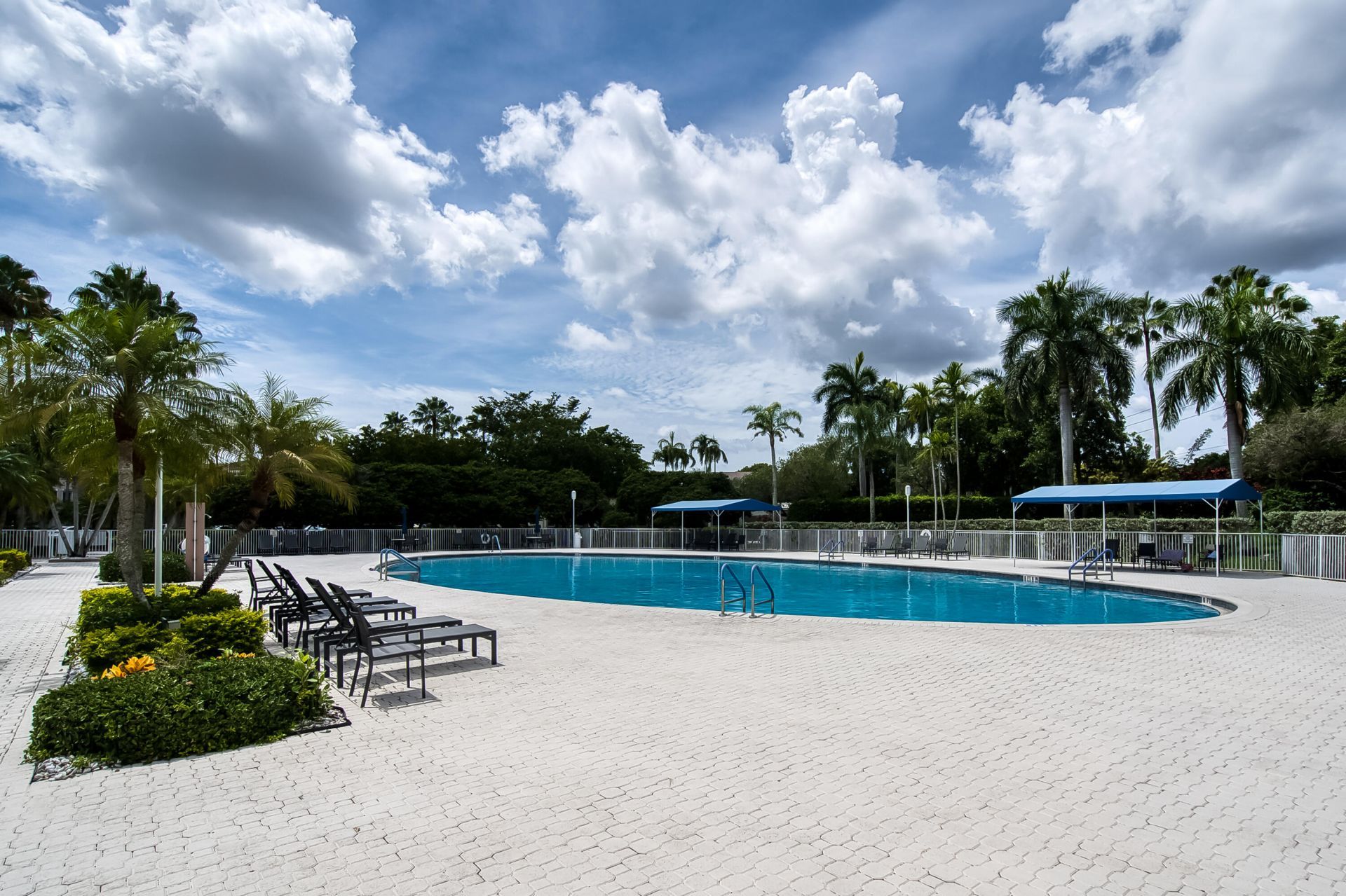 7904 Trent Drive, Unit 410, Tamarac, FL 33321 Photo