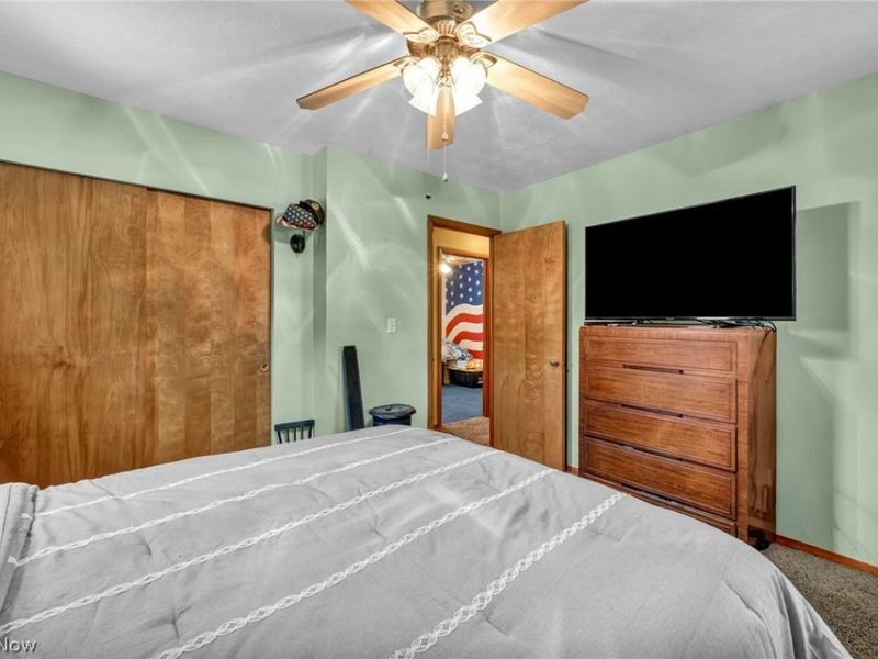4805 Mapleview Drive, Vermilion, OH 44089 Photo 12