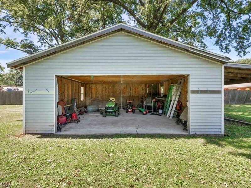4805 Mapleview Drive, Vermilion, OH 44089 Photo 22