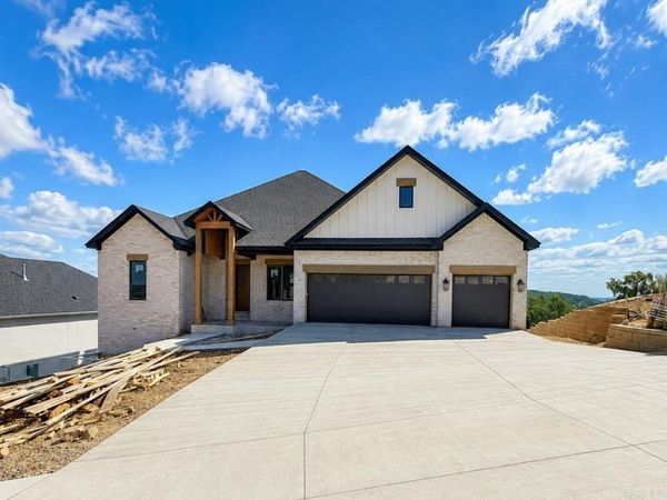 183 Maumelle Valley Drive, Maumelle, AR 72113